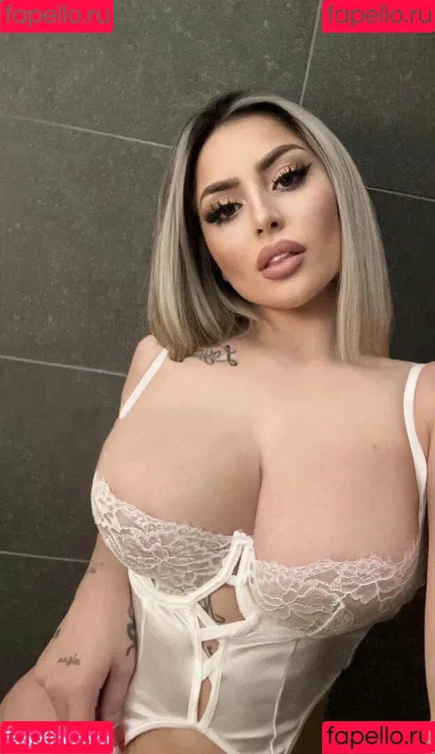 uxiathierry Onlyfans Photo Gallery 