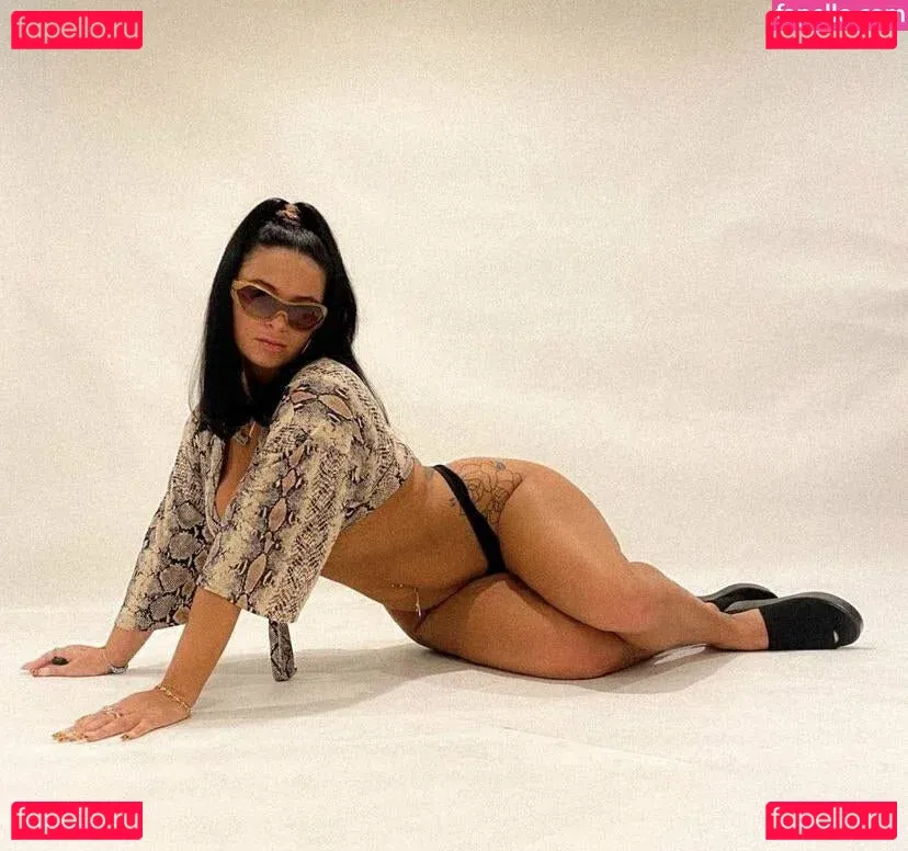 Sally.Spice Onlyfans Photo Gallery 