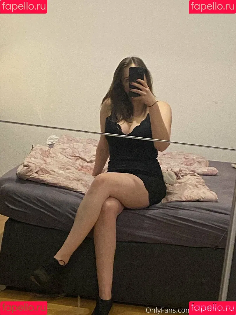 miadelicious Onlyfans Photo Gallery 