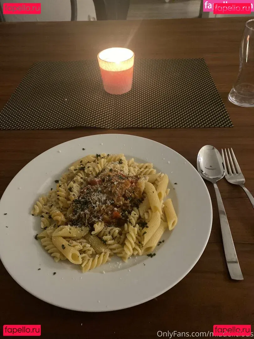 miadelicious Onlyfans Photo Gallery 