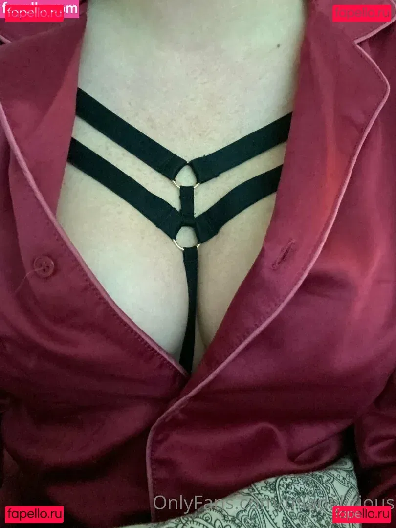 miadelicious Onlyfans Photo Gallery 