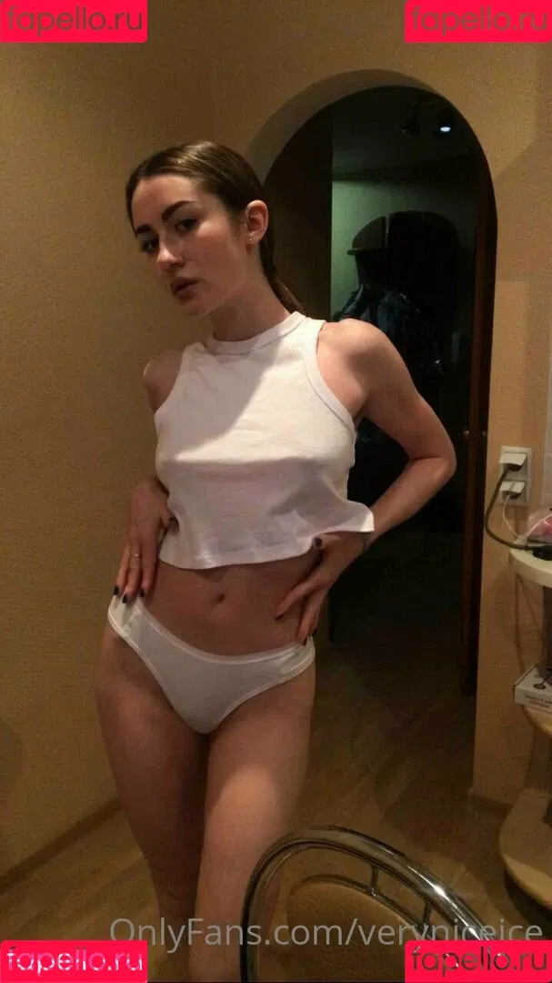 yanasugarr Onlyfans Photo Gallery 