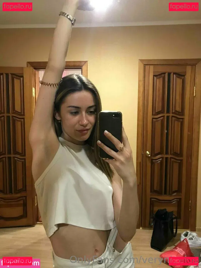 yanasugarr Onlyfans Photo Gallery 