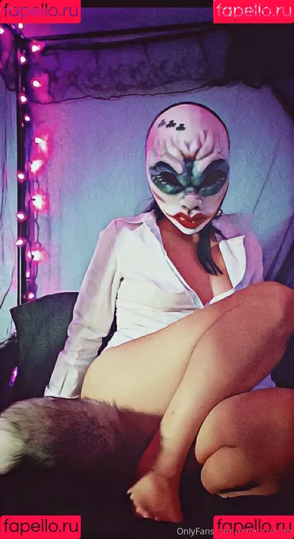 nomnstromn Onlyfans Photo Gallery 