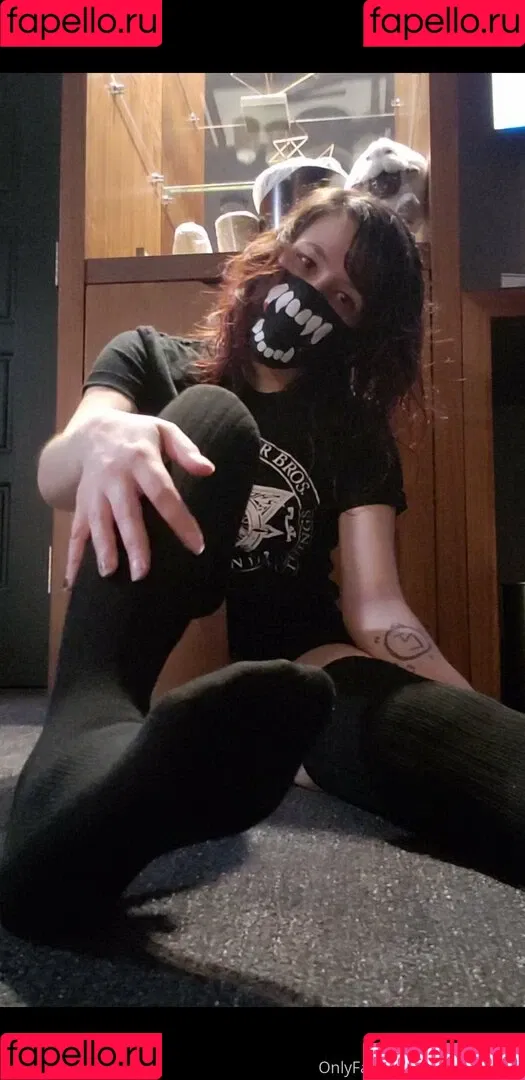 nomnstromn Onlyfans Photo Gallery 