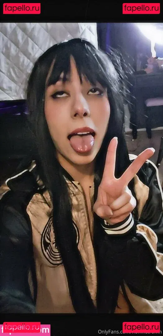 nomnstromn Onlyfans Photo Gallery 