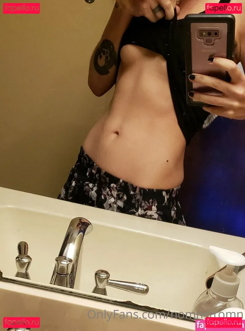 nomnstromn Onlyfans Photo Gallery 