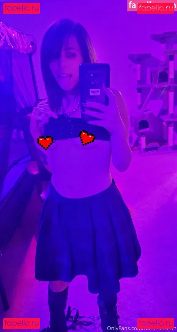 nomnstromn Onlyfans Photo Gallery 