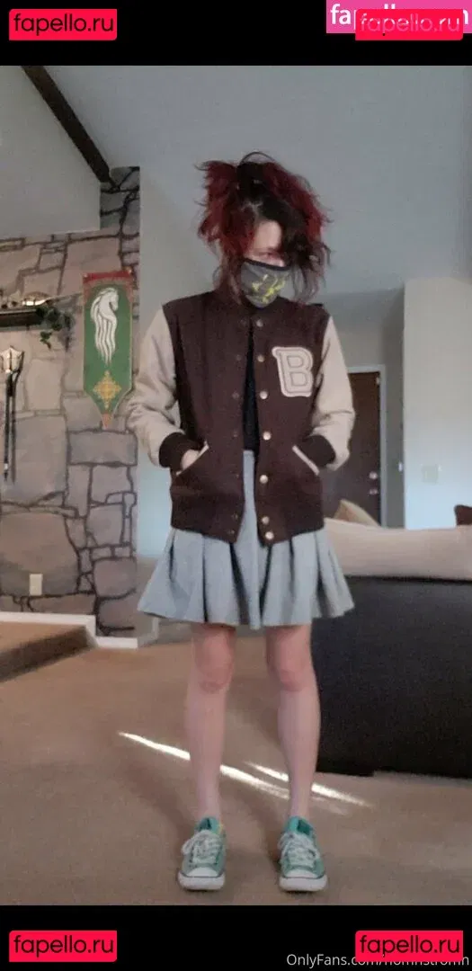 nomnstromn Onlyfans Photo Gallery 