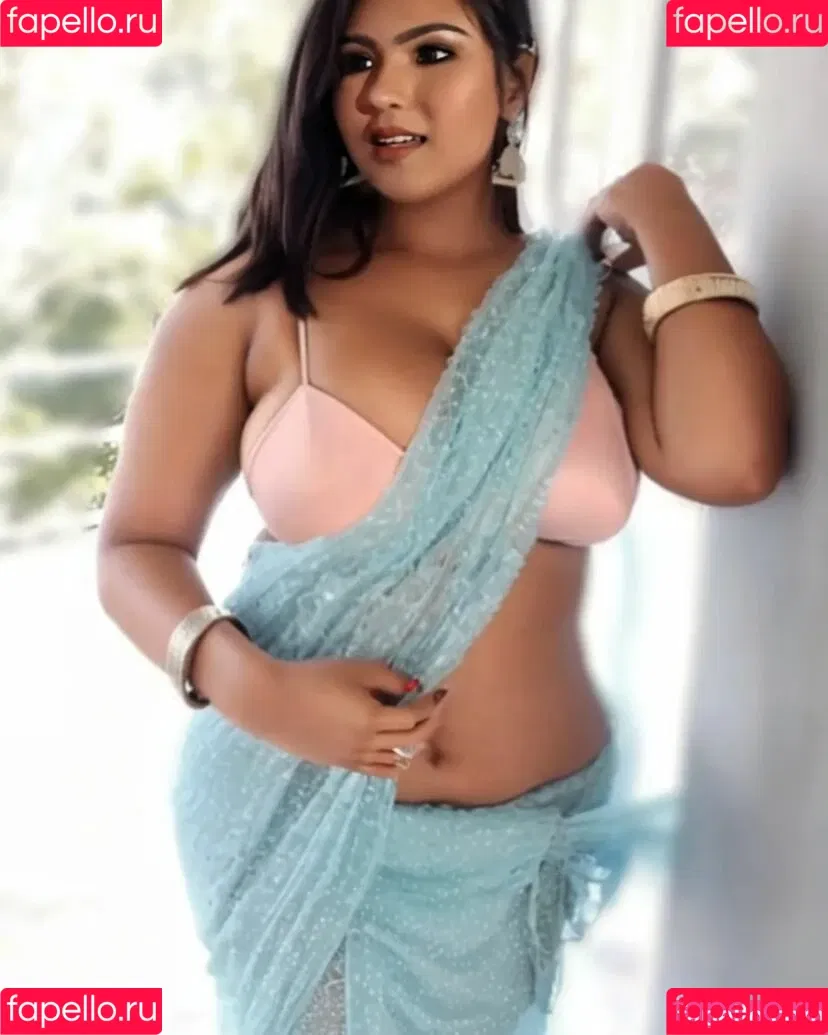 Richa Dutt Onlyfans Photo Gallery 