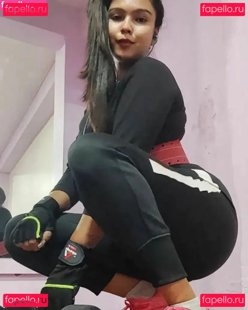 Richa Dutt Onlyfans Photo Gallery 