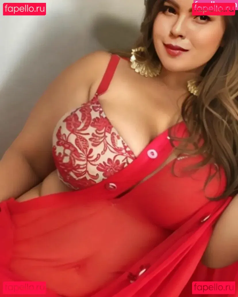 Richa Dutt Onlyfans Photo Gallery 