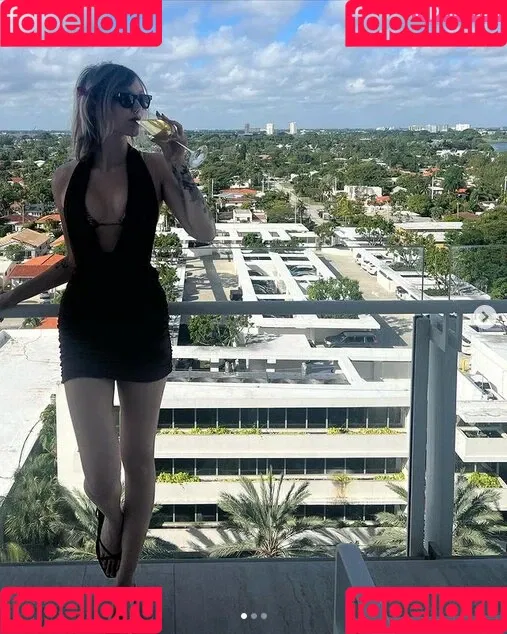 Grace VanderWaal Onlyfans Photo Gallery 