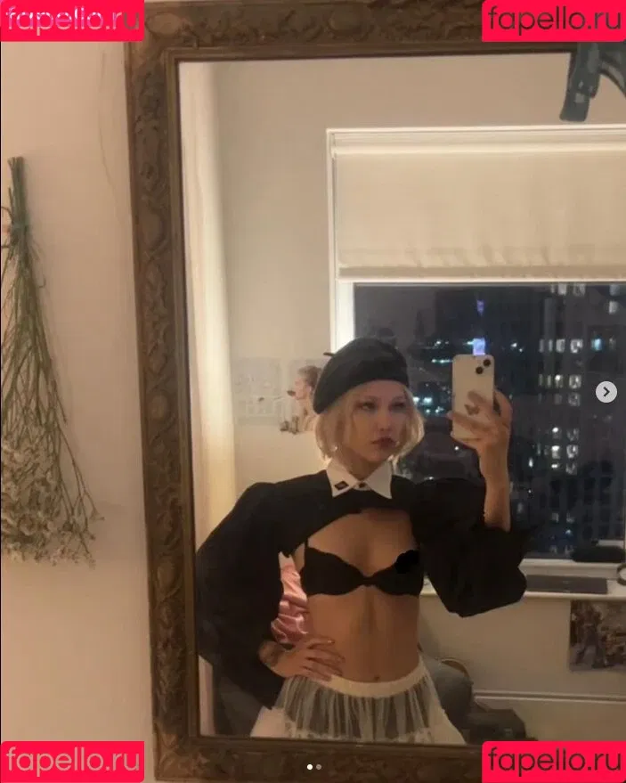 Grace VanderWaal Onlyfans Photo Gallery 