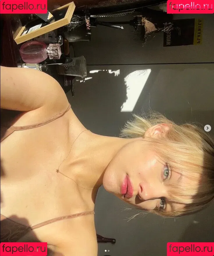 Grace VanderWaal Onlyfans Photo Gallery 