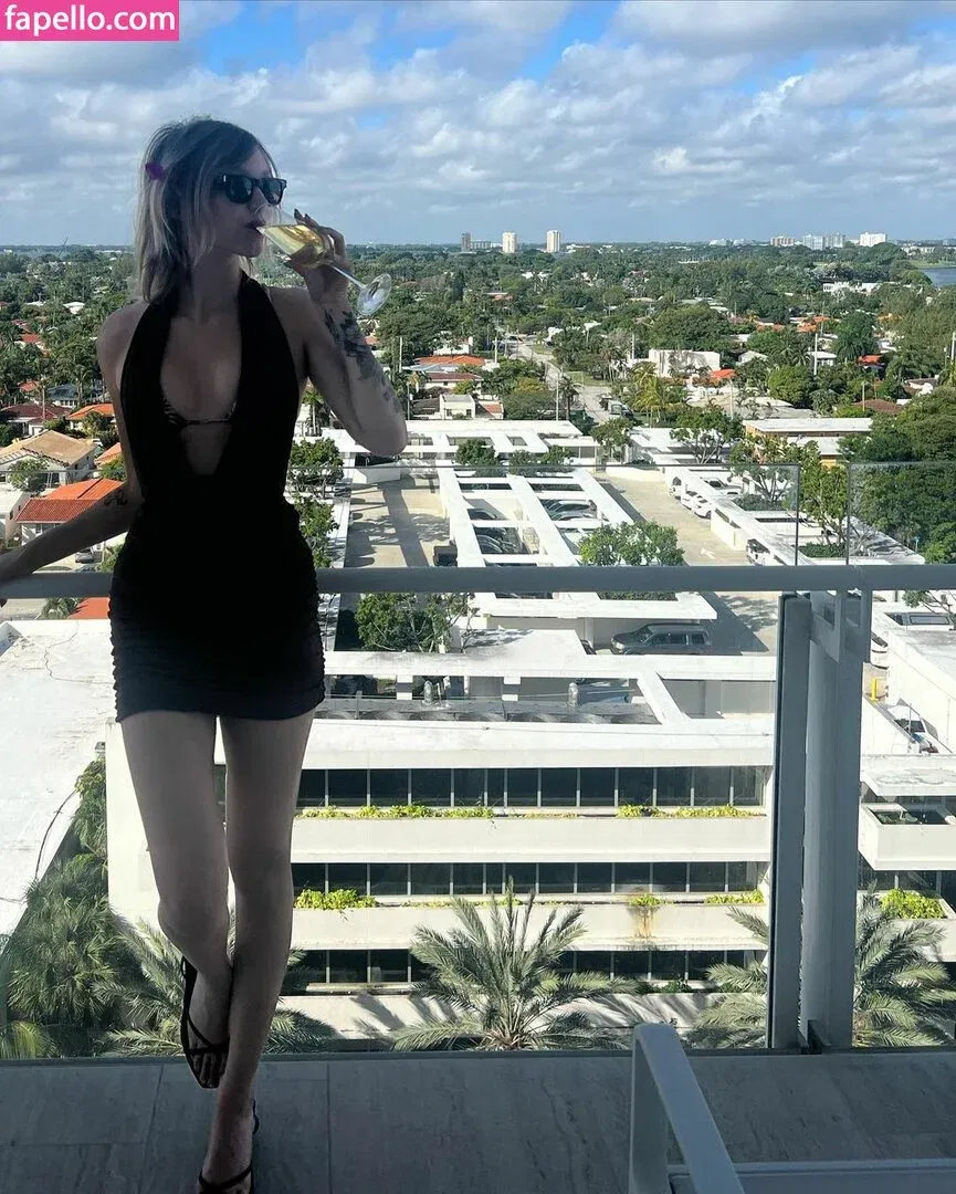 Grace VanderWaal Onlyfans Photo Gallery 