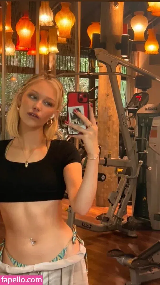 Grace VanderWaal Onlyfans Photo Gallery 