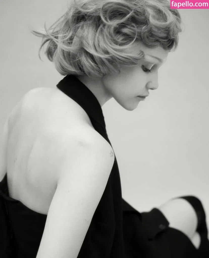 Grace VanderWaal Onlyfans Photo Gallery 