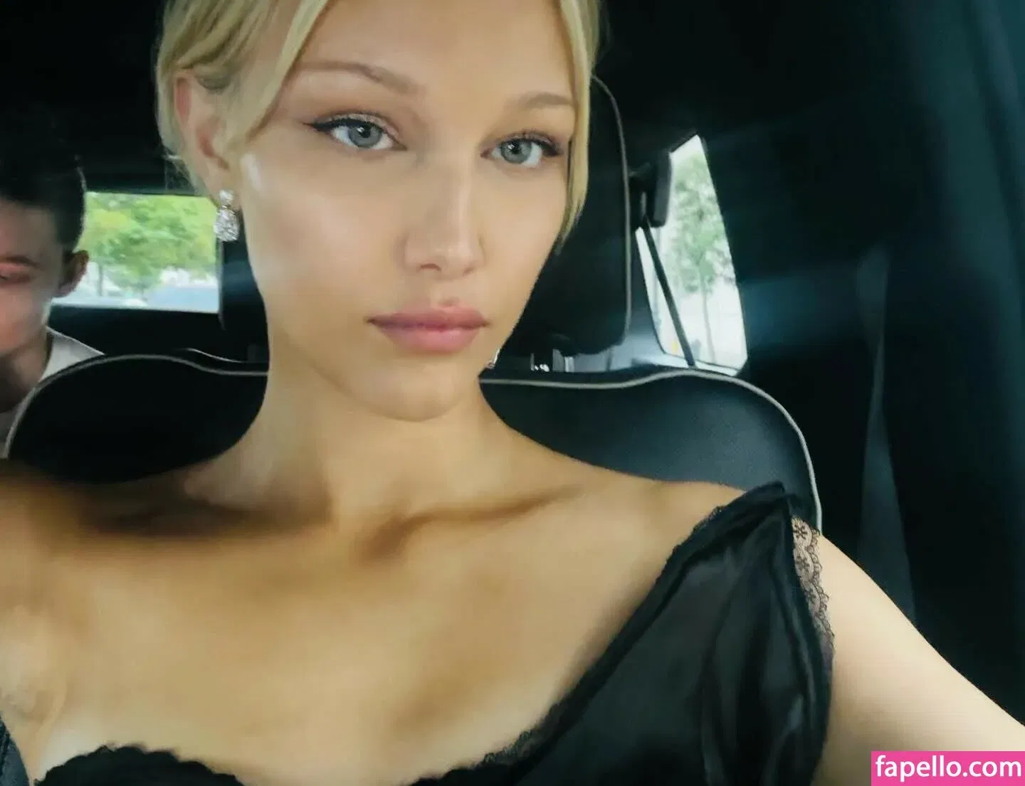 Grace VanderWaal Onlyfans Photo Gallery 