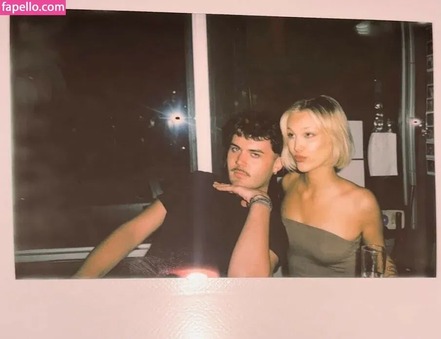 Grace VanderWaal Onlyfans Photo Gallery 