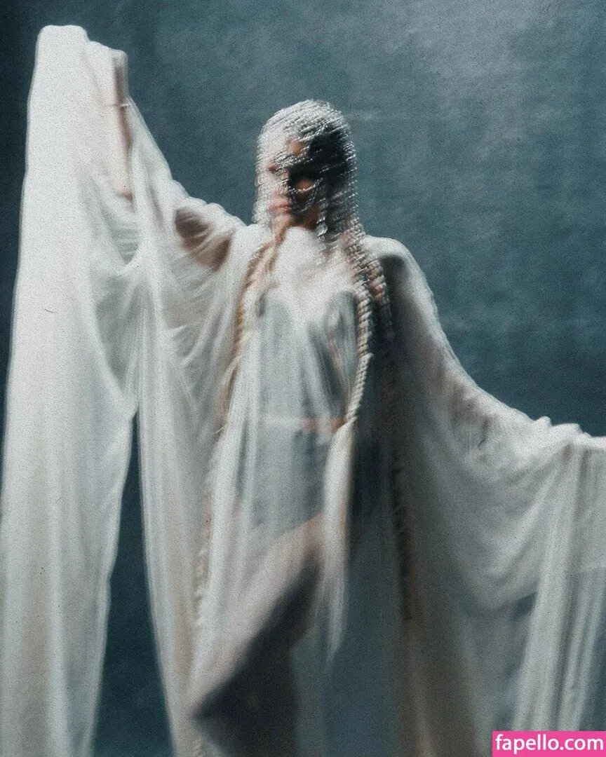 Grace VanderWaal Onlyfans Photo Gallery 