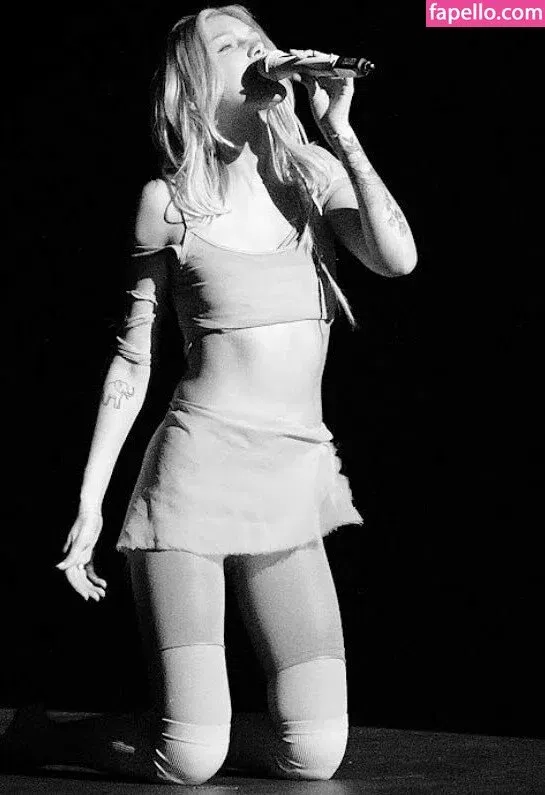 Grace VanderWaal Onlyfans Photo Gallery 