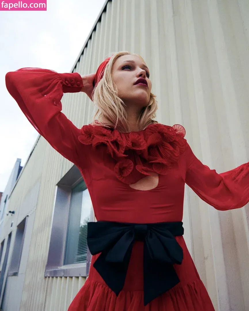 Grace VanderWaal Onlyfans Photo Gallery 