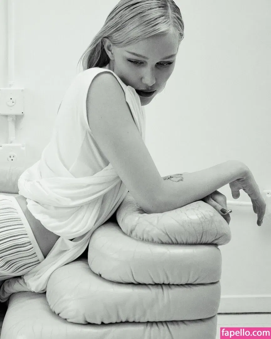 Grace VanderWaal Onlyfans Photo Gallery 