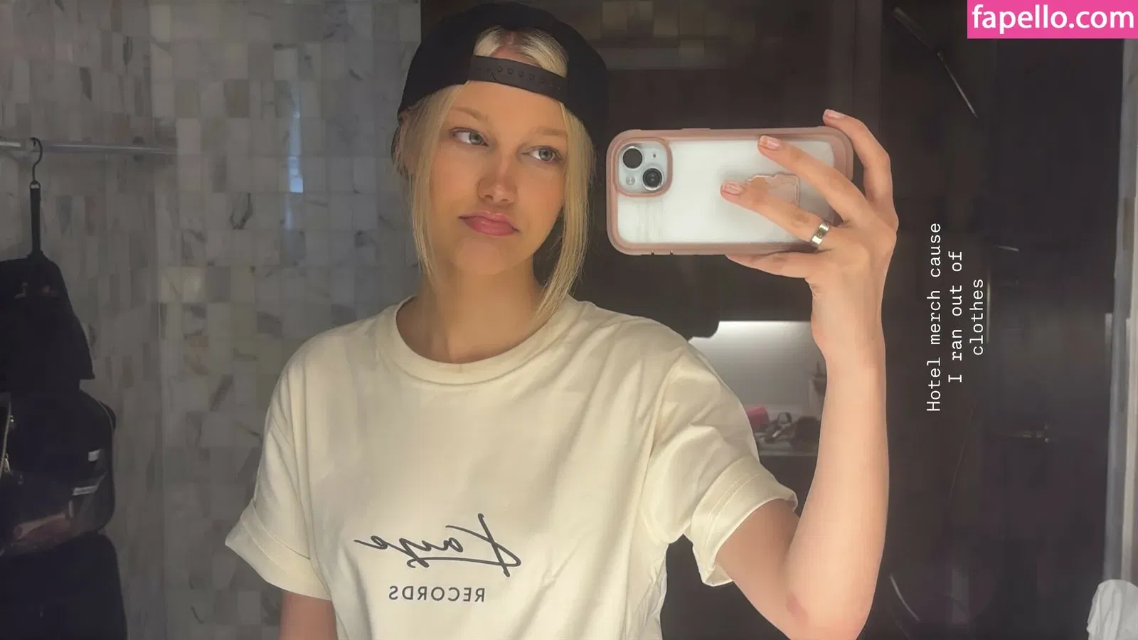 Grace VanderWaal Onlyfans Photo Gallery 