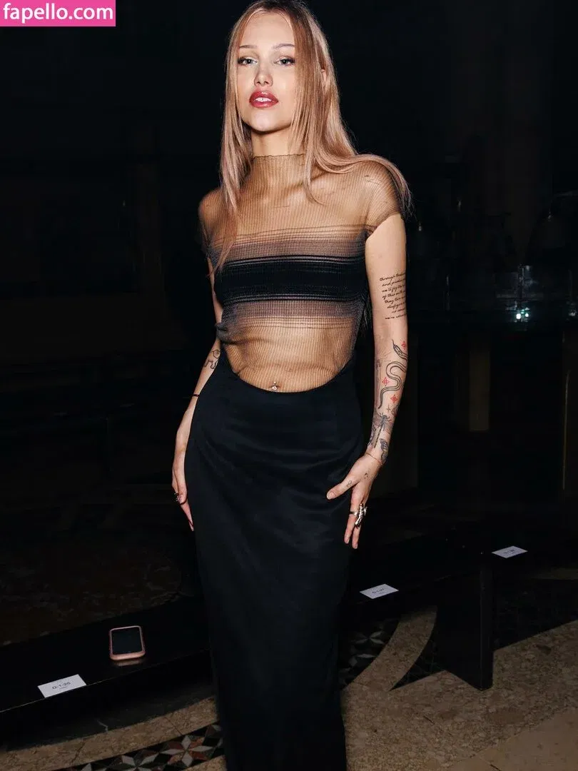 Grace VanderWaal Onlyfans Photo Gallery 