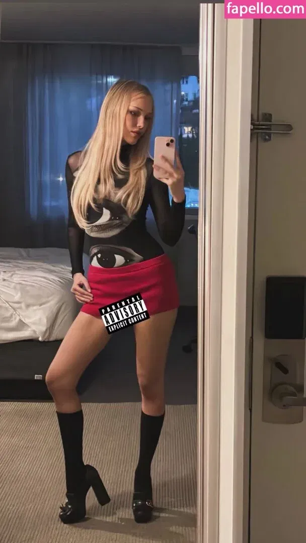 Grace VanderWaal Onlyfans Photo Gallery 