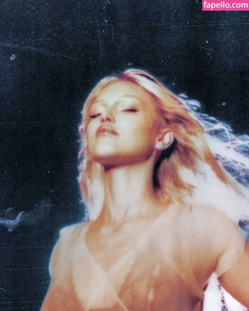 Grace VanderWaal Onlyfans Photo Gallery 