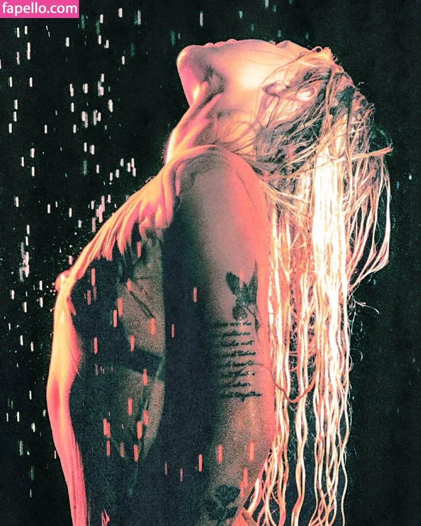 Grace VanderWaal Onlyfans Photo Gallery 