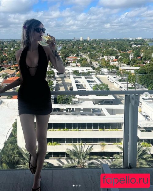 Grace VanderWaal Onlyfans Photo Gallery 