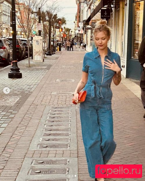 Grace VanderWaal Onlyfans Photo Gallery 