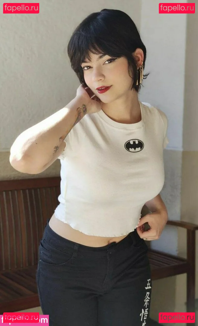 Lari Anjos Onlyfans Photo Gallery 