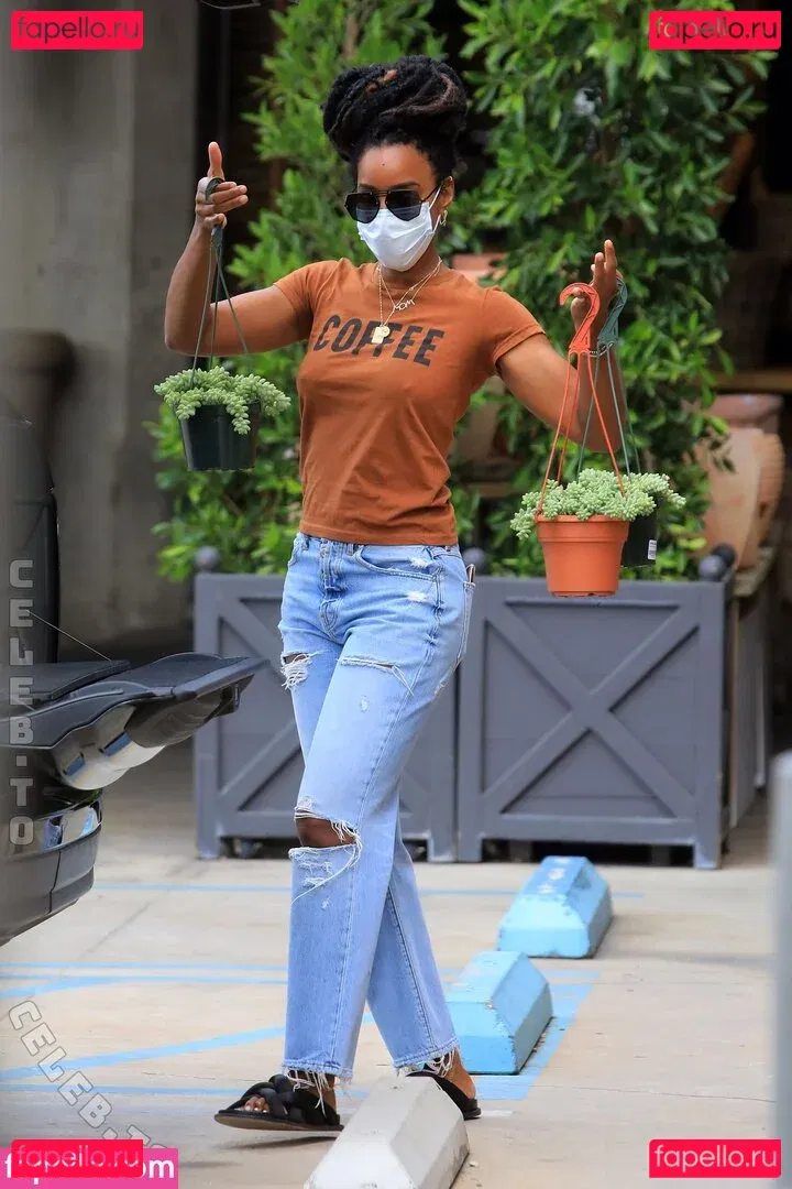 Kelly Rowland Onlyfans Photo Gallery 