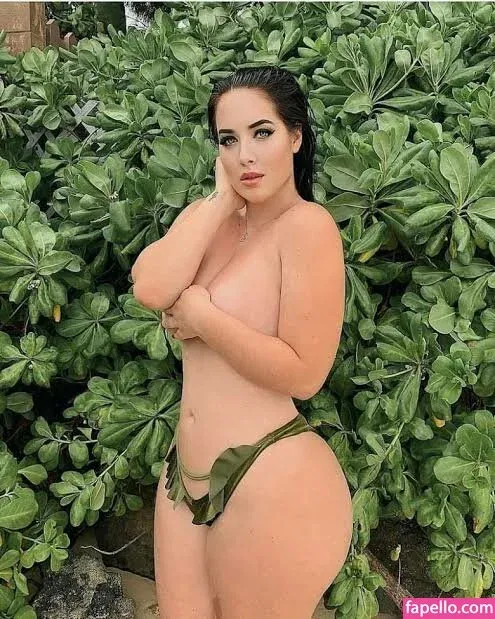 Holly Luyah Onlyfans Photo Gallery 