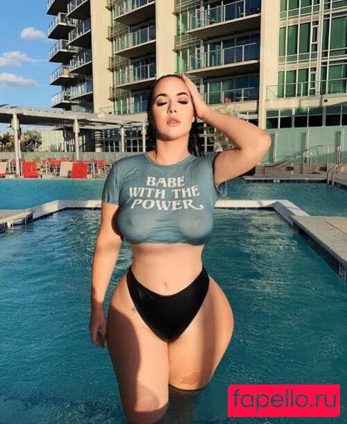 Holly Luyah Nude Onlyfans Photo 4