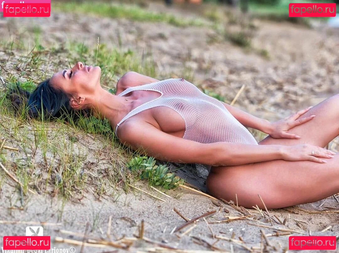 Kristina Grizzly Onlyfans Photo Gallery 