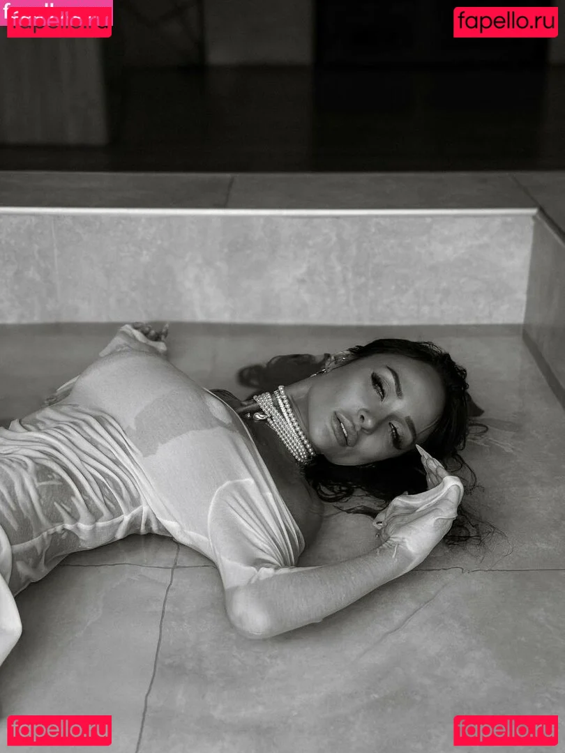 Kristina Grizzly Onlyfans Photo Gallery 