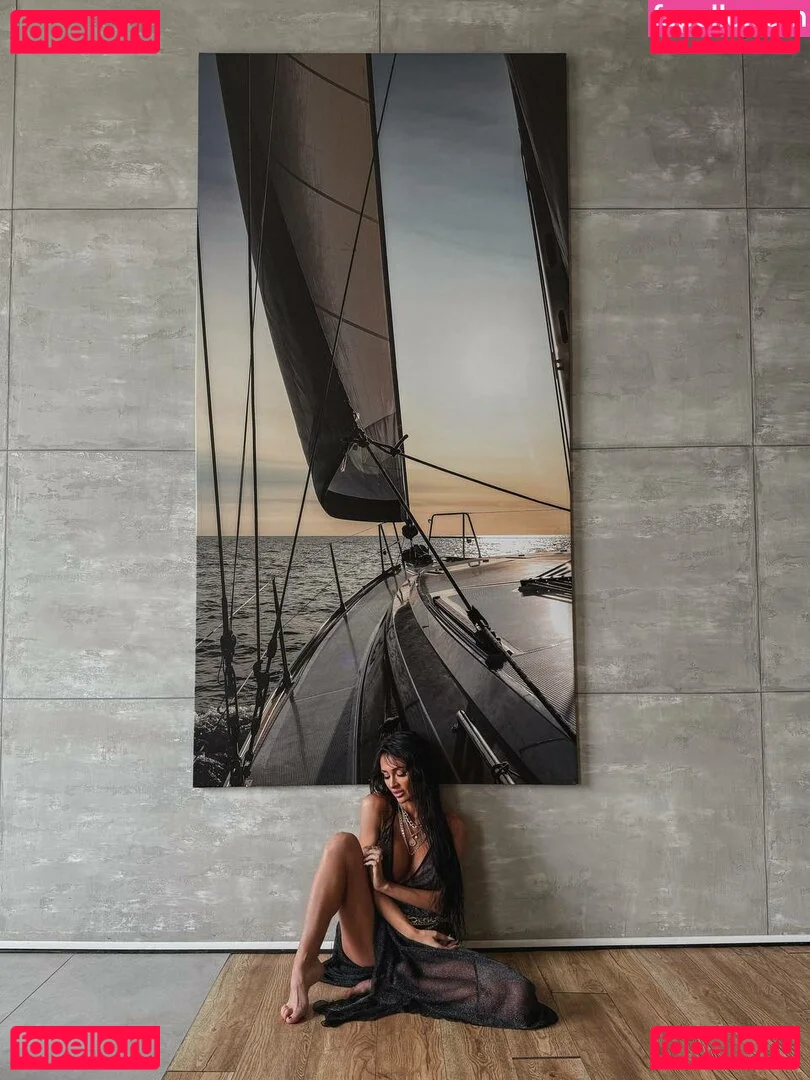 Kristina Grizzly Onlyfans Photo Gallery 