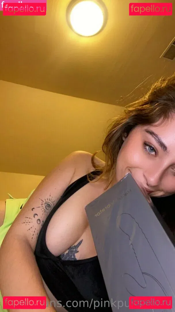 bedheadbetty Onlyfans Photo Gallery 