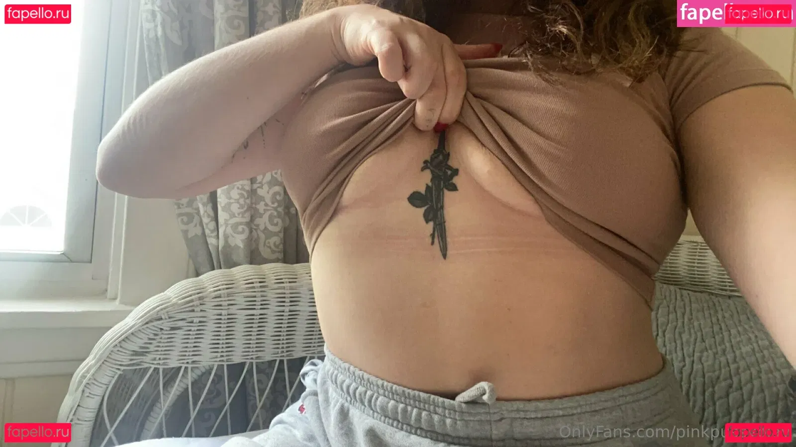 bedheadbetty Onlyfans Photo Gallery 