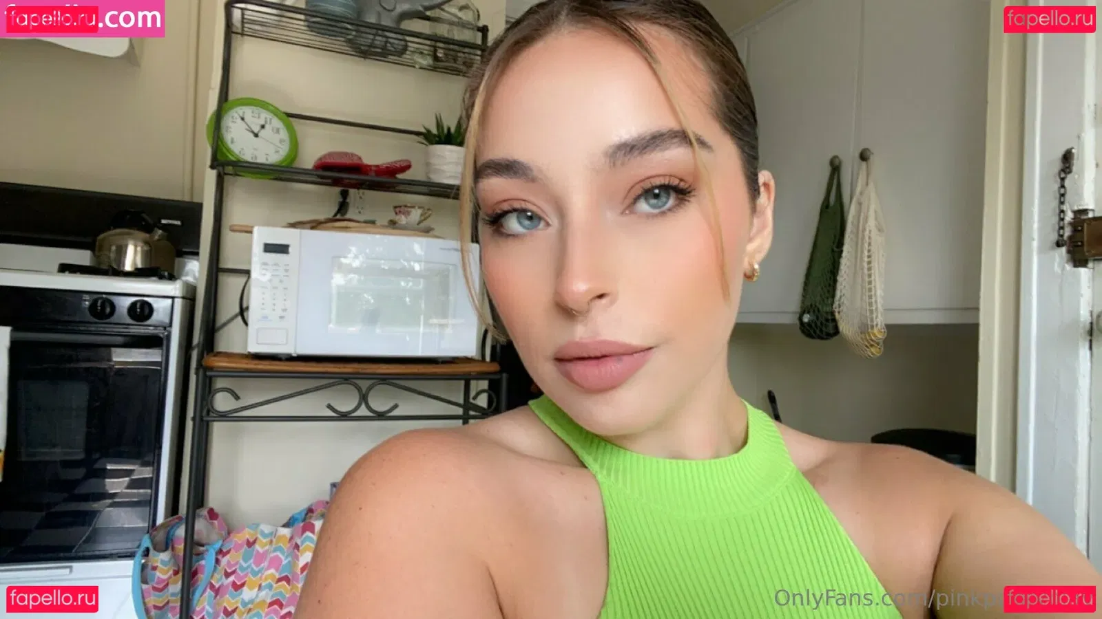 bedheadbetty Onlyfans Photo Gallery 