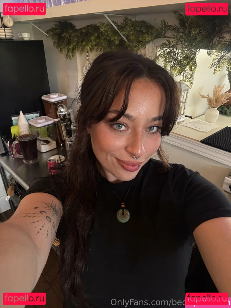 bedheadbetty Onlyfans Photo Gallery 