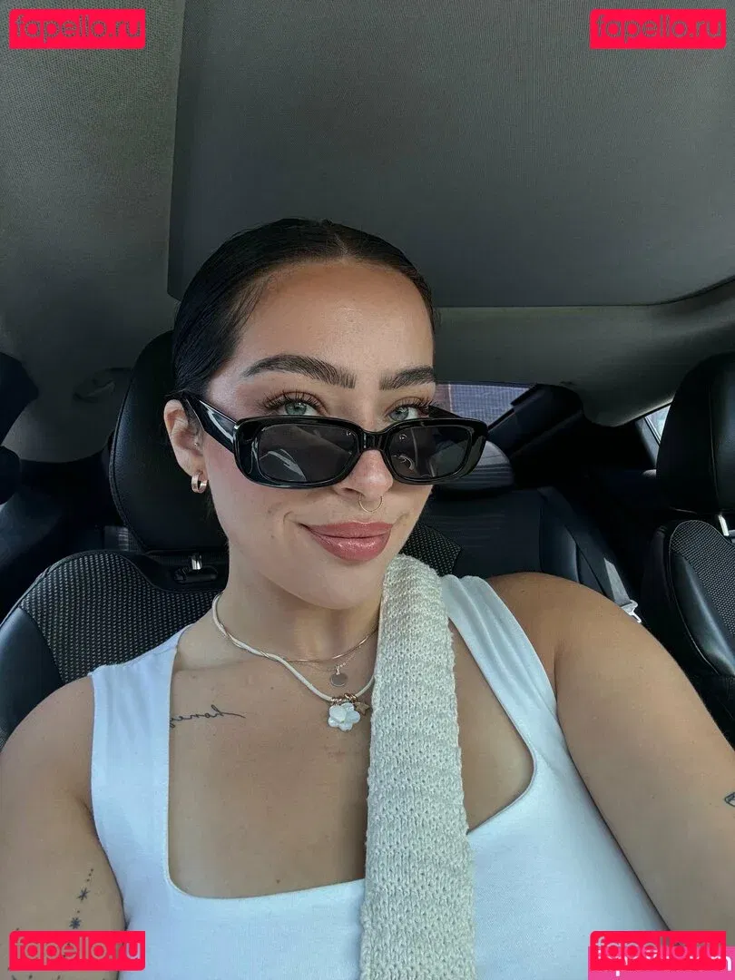 bedheadbetty Onlyfans Photo Gallery 