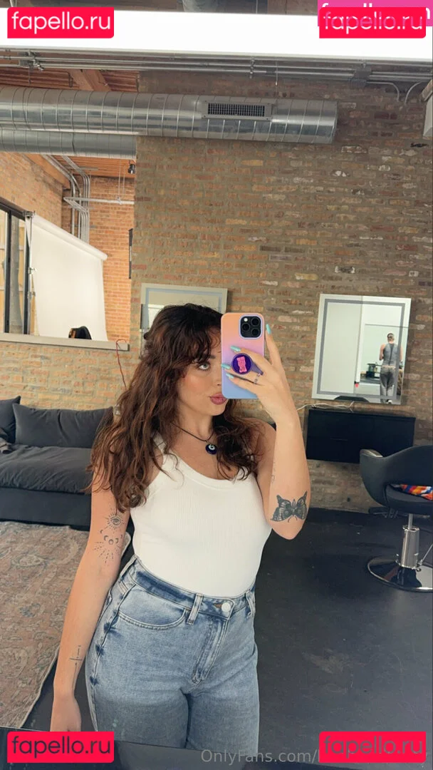 bedheadbetty Onlyfans Photo Gallery 