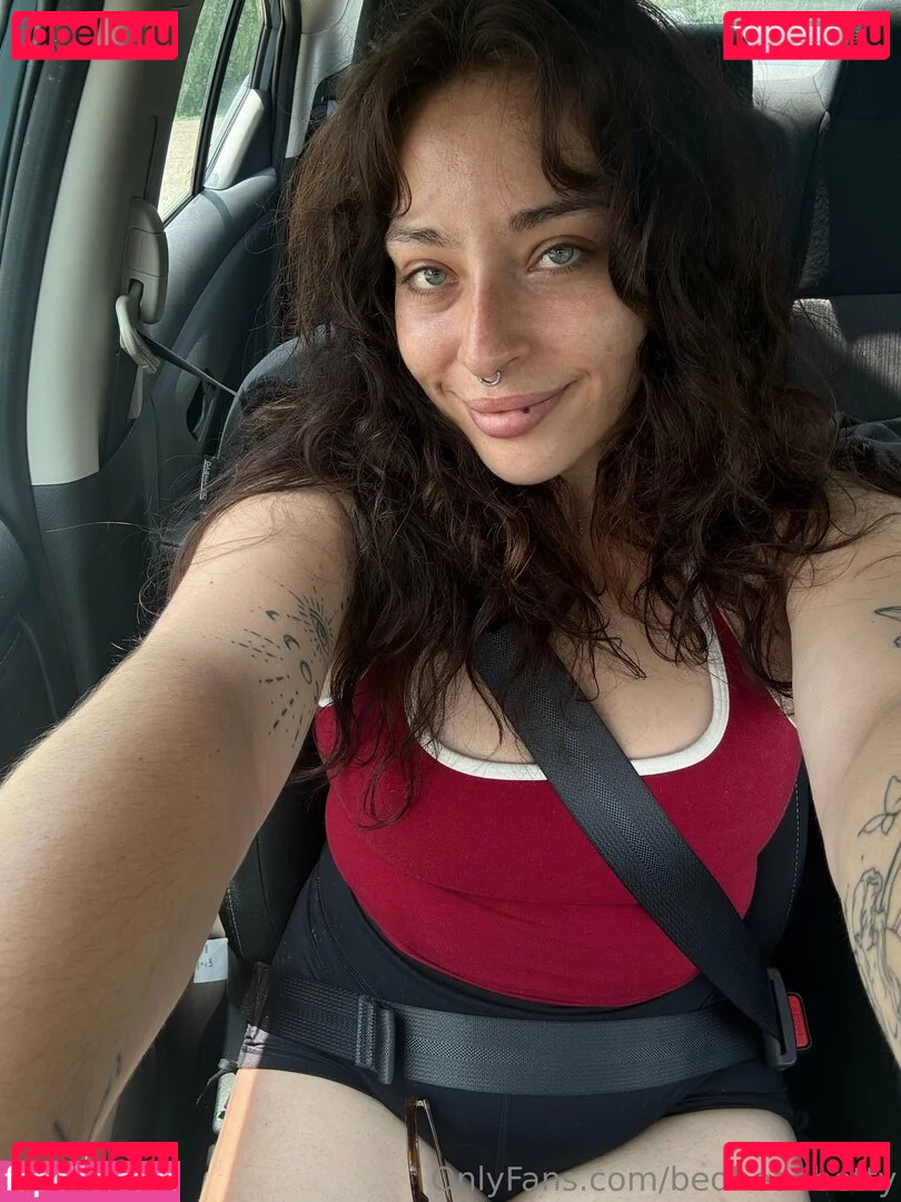 bedheadbetty Onlyfans Photo Gallery 