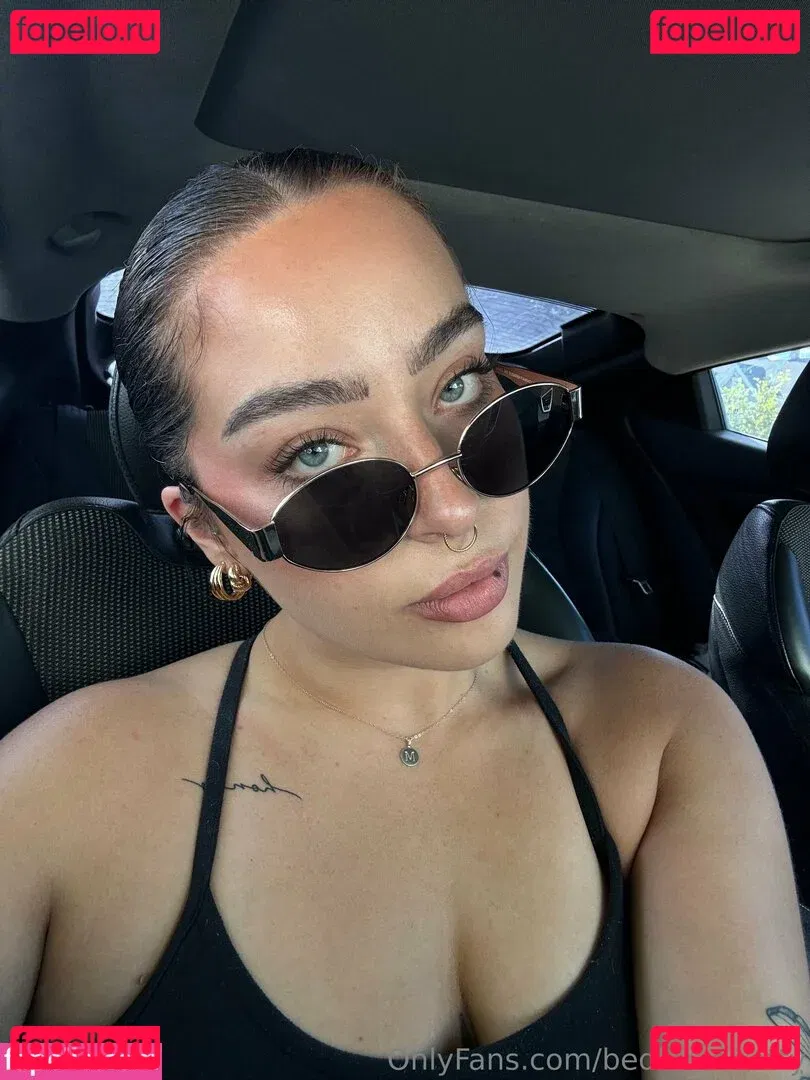 bedheadbetty Onlyfans Photo Gallery 